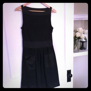 Diane Von Furstenberg perfect little work dress